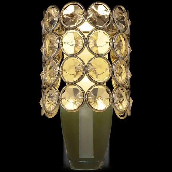 Red, White & Blue Cake: Bath & Body Works Wallflower Plug & Refill Bundle - Picture 3 of 6